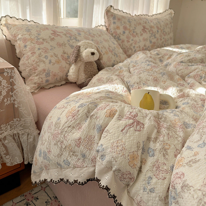 Vintage Floral Patchwork Bedding Set