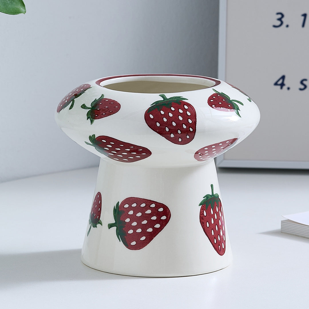 Ceramic vase with strawberry pattern Stornfield
