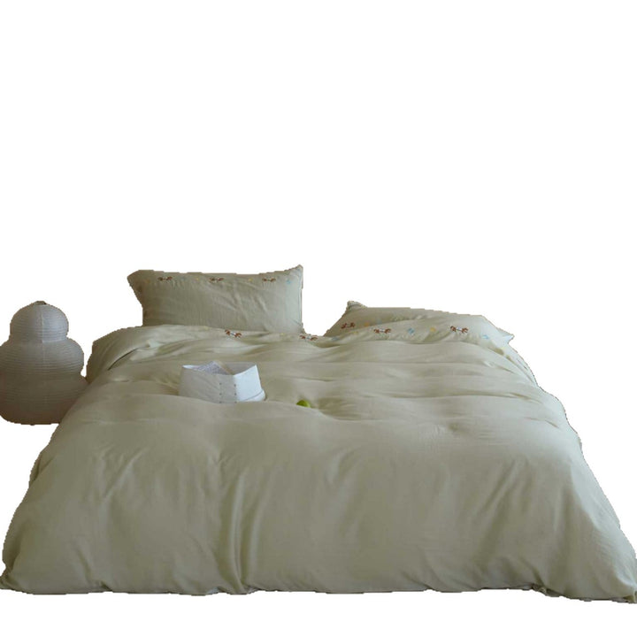 Embroidered cotton bedding set