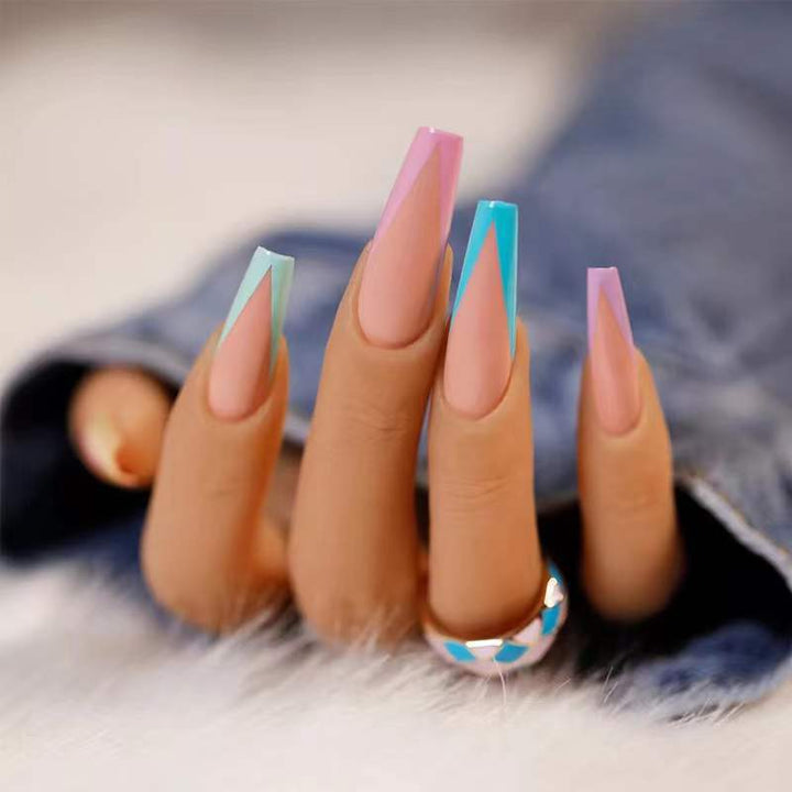 Elegant artificial nails with geometric design Stornfield