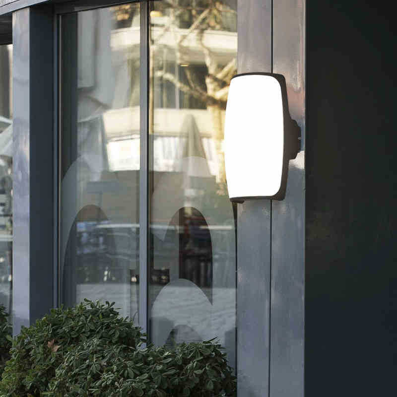 Waterproof Acrylic Curved Shade LED Outdoor Wall Sconce Lamp | Stornfield