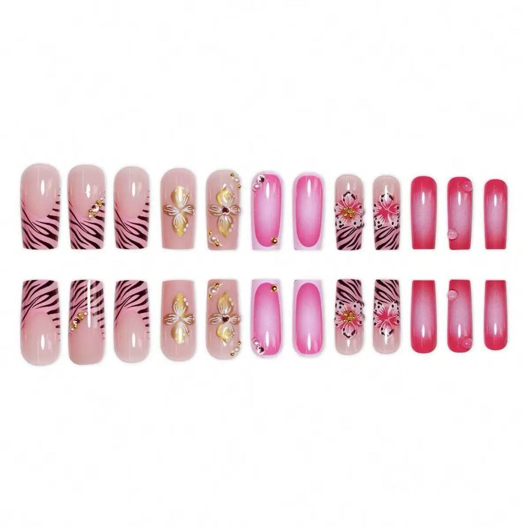 Decorative 3D Floral Nail Art Extensions Stornfield