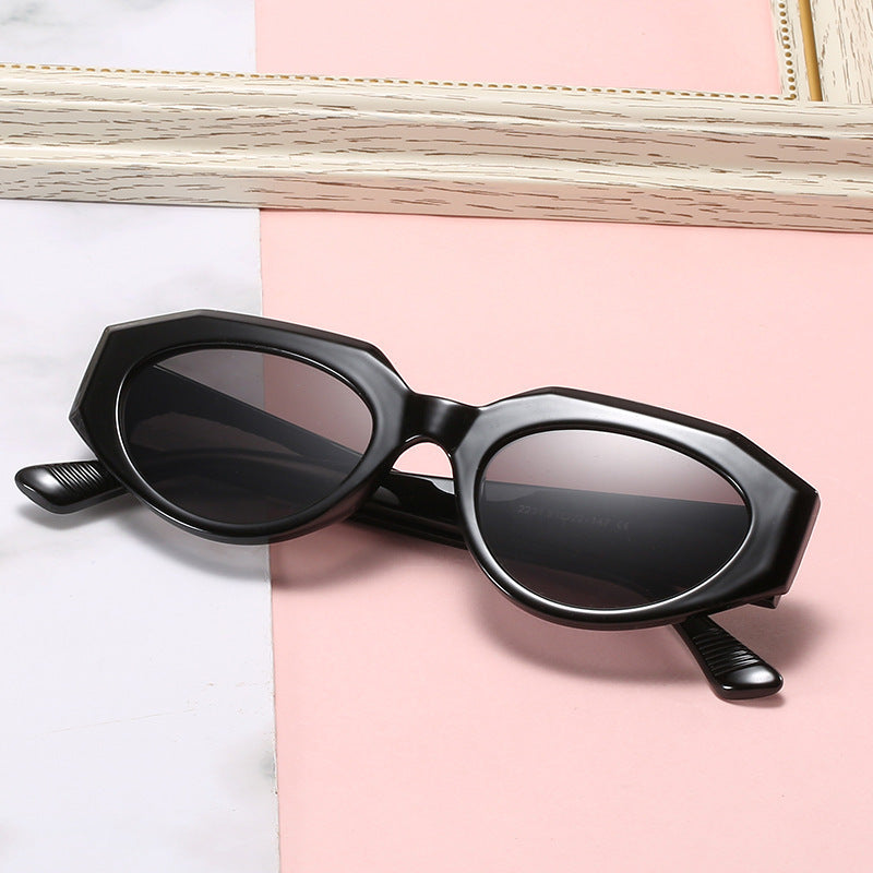 Premium Fashion-Forward Cat-Eye Sunglasses Stornfield