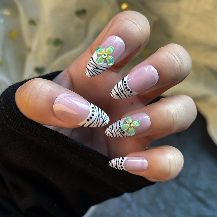 Artistic Nail Decoration Set Stornfield