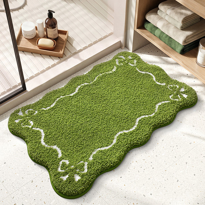 Plush Scalloped Edge Bathroom Mat