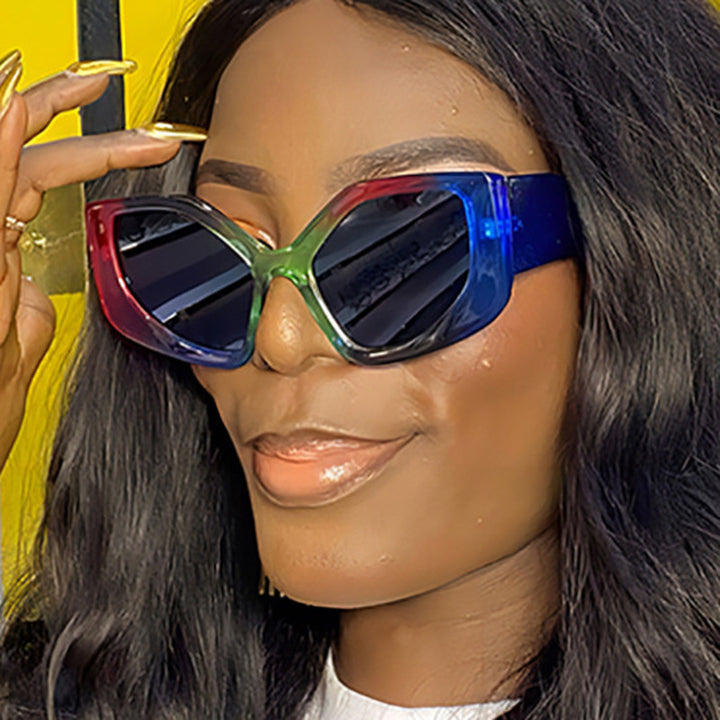 Women's striking sunglasses with oversized design and stylish gradient Stornfield
