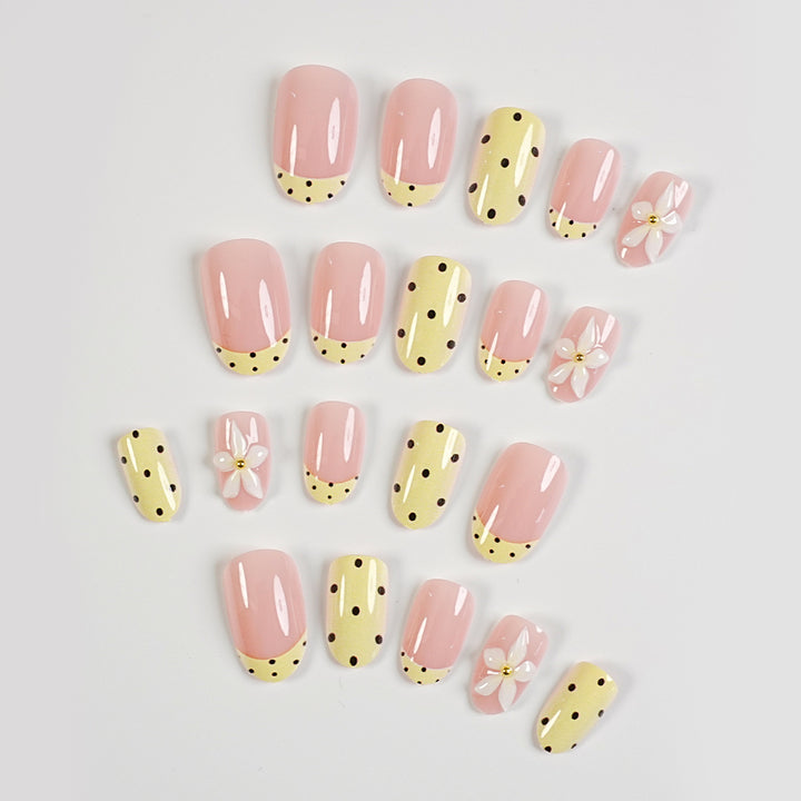 Artistic Press-On Nail Set