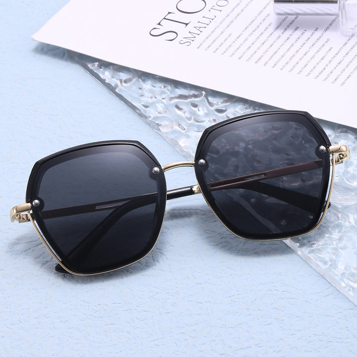 Women's fashionable sunglasses in trendy hexagon design Stornfield