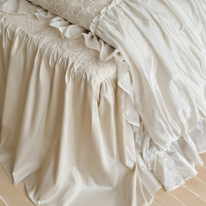 Vintage-inspired Ruffled Bedding Set with Fine Embroidery and Ruffle