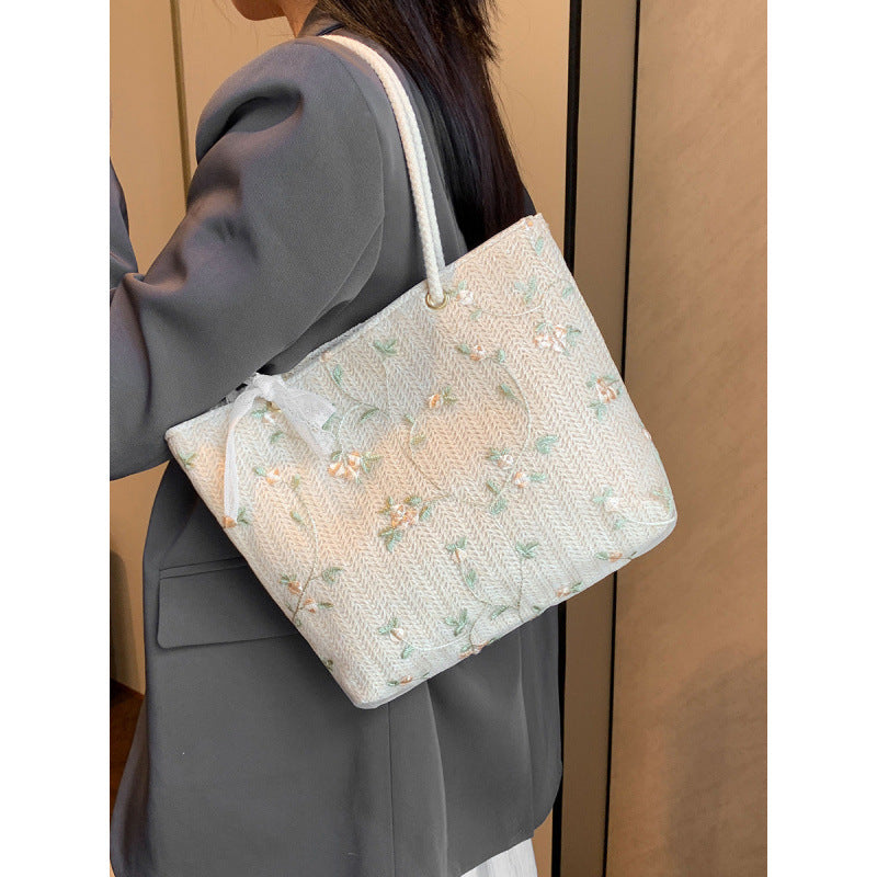 WoEmbroidered Straw Tote Bag Stornfield