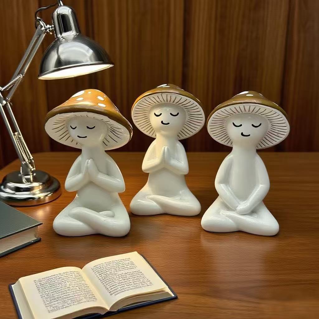 Meditating Mushroom Decoration Figure Stornfield
