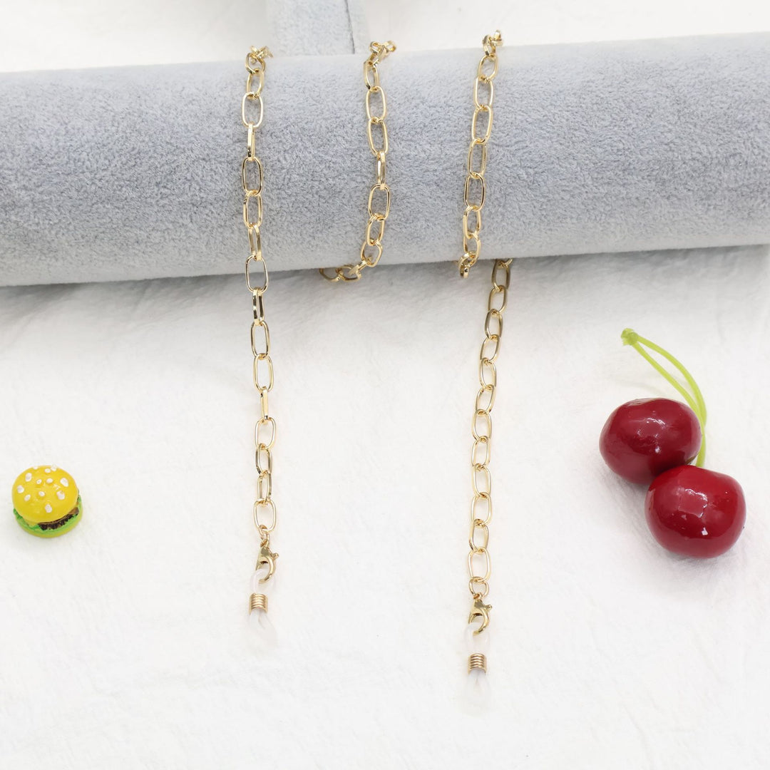 Modern Chain Eyewear Holder Stornfield