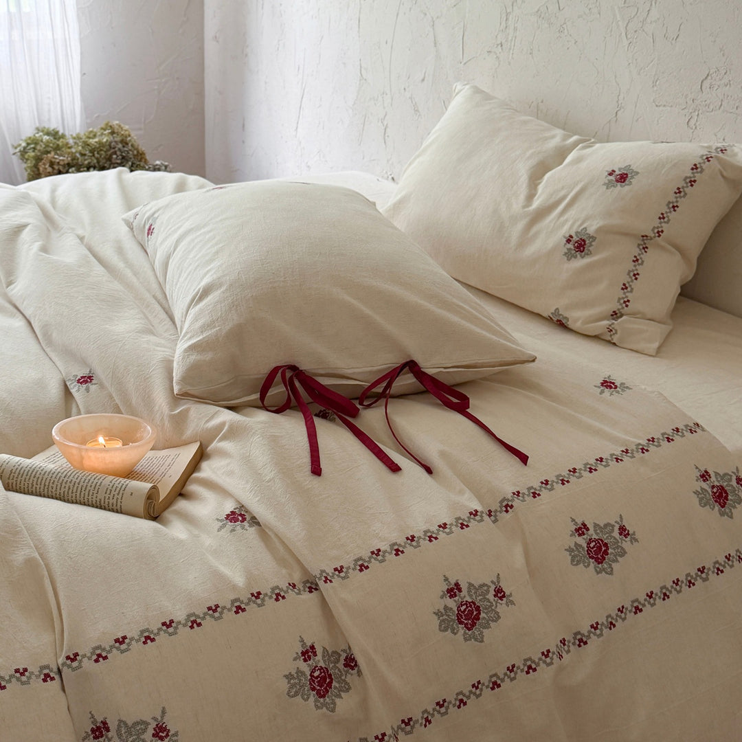 Embroidered Cotton Duvet Cover and Pillowcase Set with Ribbon Ties