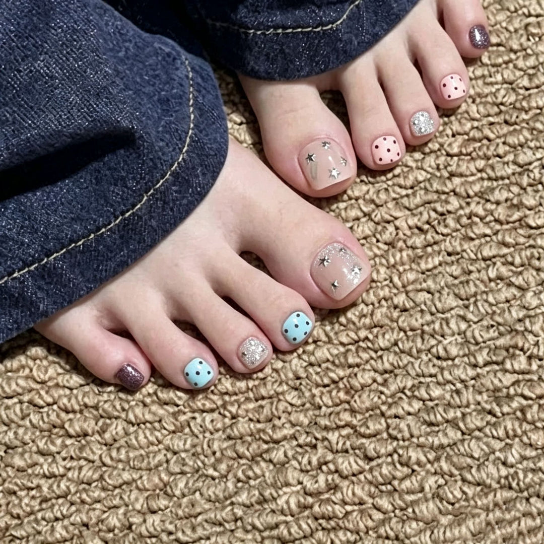 Stylish Press-On Nail Art Set