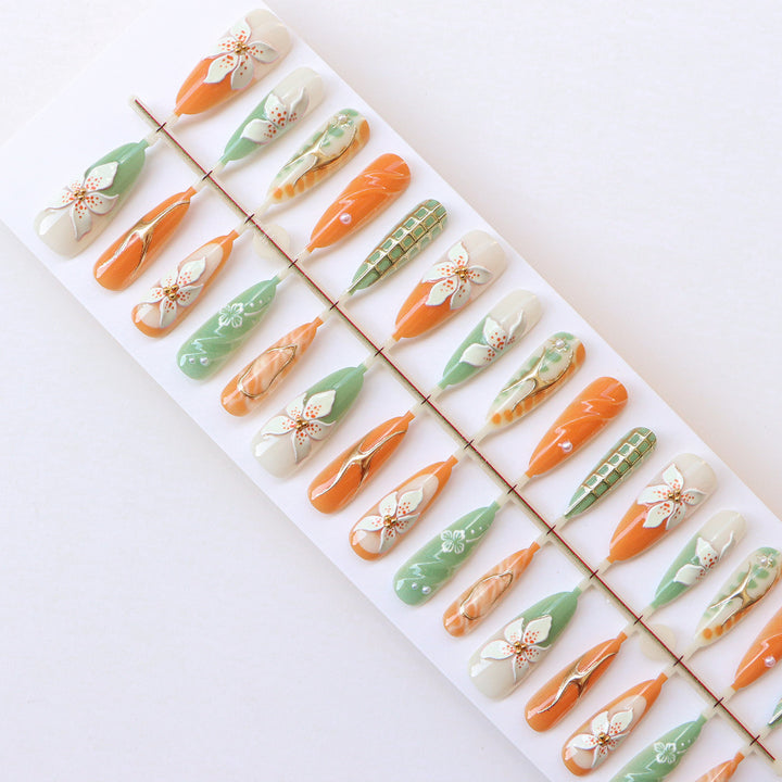 Floral Themed Decorative Press-On Nails