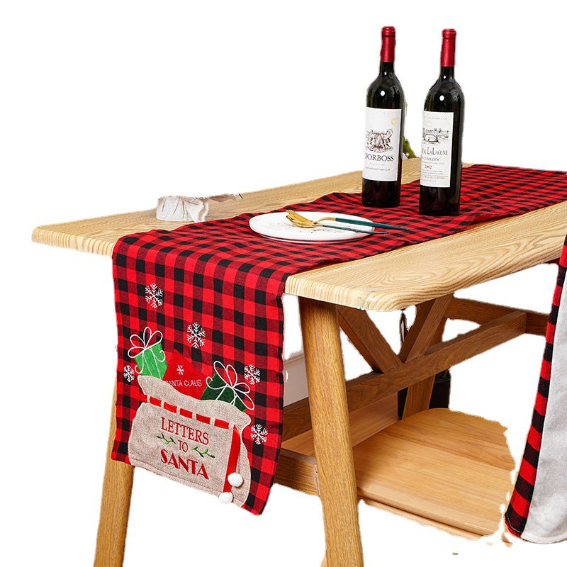 Festive Table Runner Stornfield