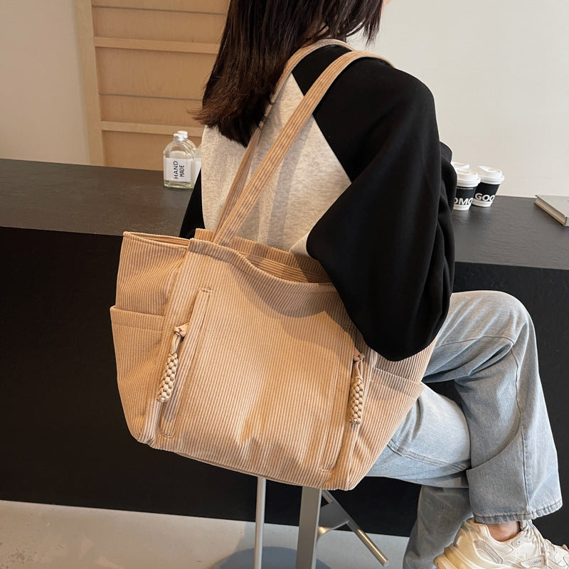 Versatile Everyday Tote Stornfield