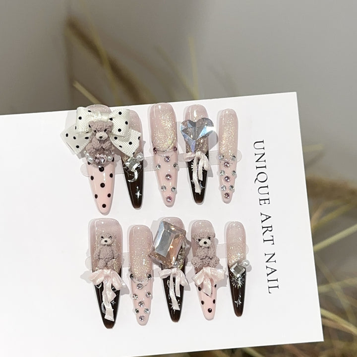Themed Bear-Inspired Press-On Nail Art Set