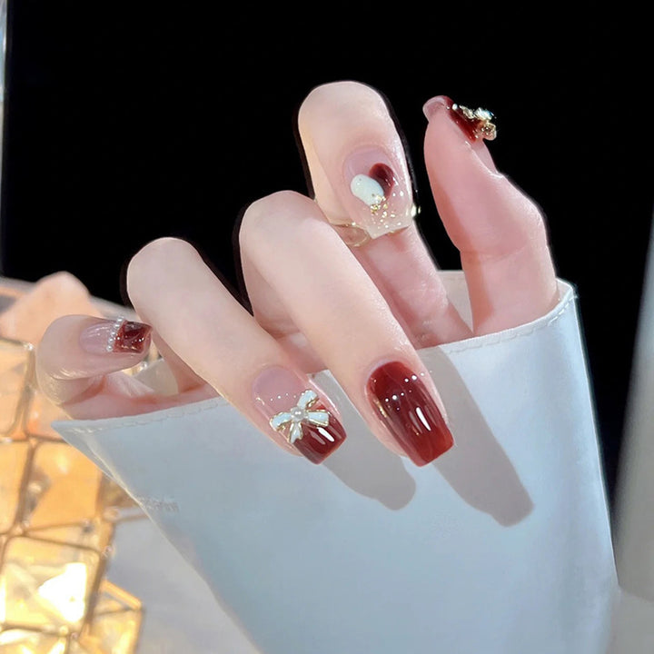 Elegant Decorative Nail Art Extensions
