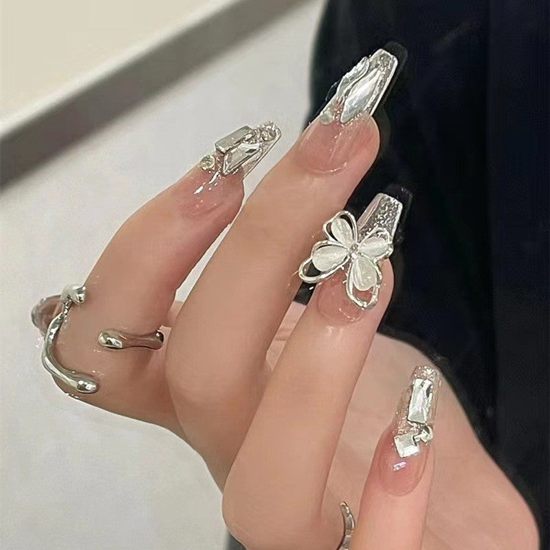 Artificial nails with glamorous accents Stornfield