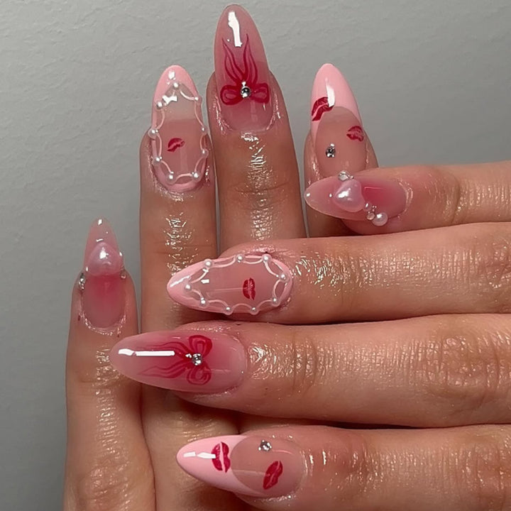 Creative and glamorous art nails Stornfield