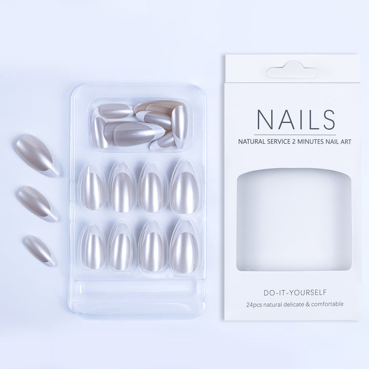 Artificial nails in elegant French tip design Stornfield