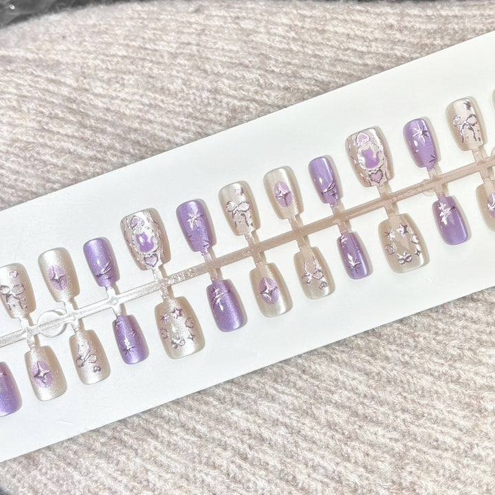 Artistic Press-On Nail Set with Elegant Star Design