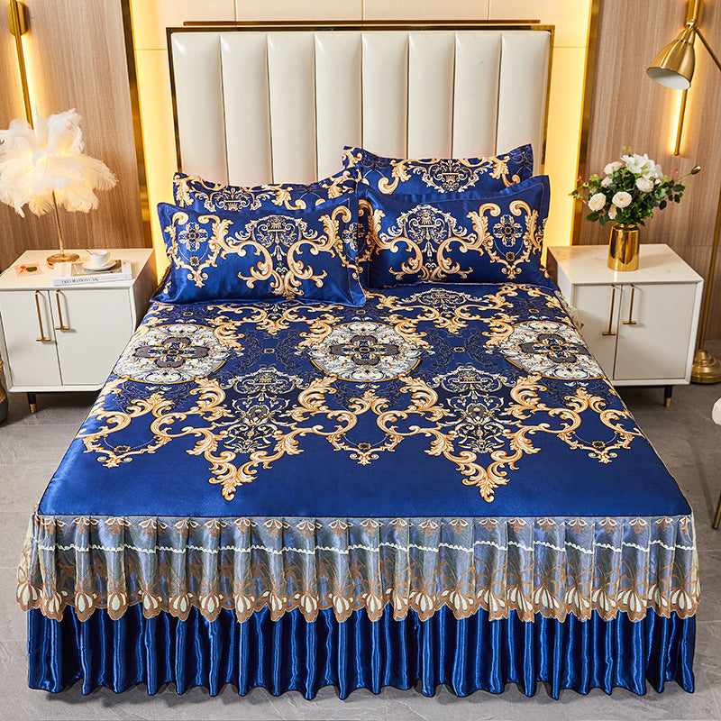 Ladies daybed cover with playful bear motif Stornfield