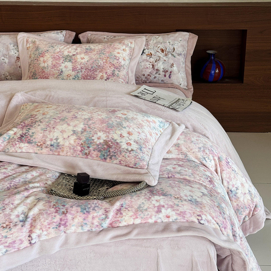 Duvet cover set with fine paisley pattern, reversible function and softly napped inner cover