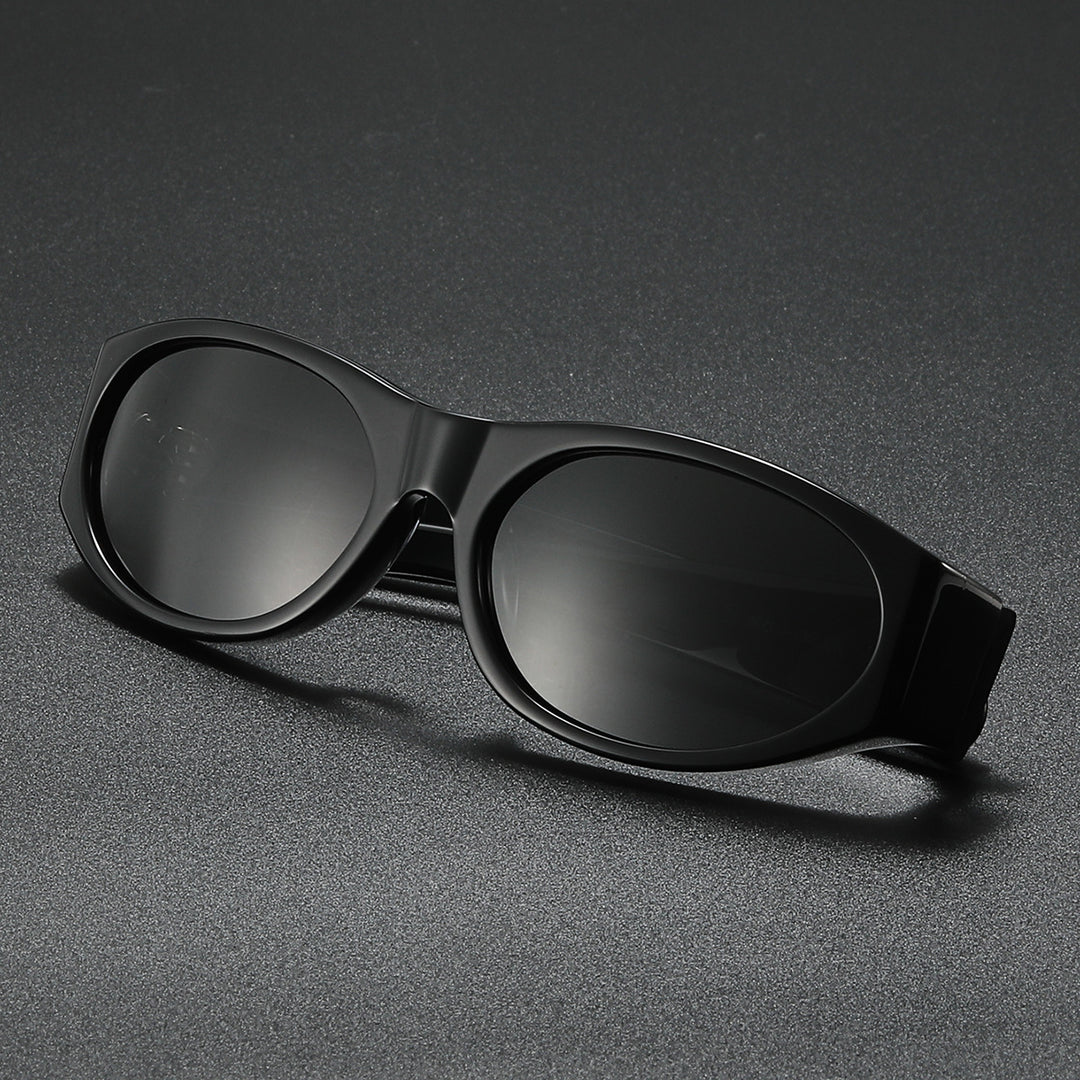 Ladies elegant fashionable sunglasses with lightweight frame Stornfield