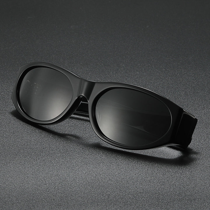 Ladies elegant fashionable sunglasses with lightweight frame Stornfield
