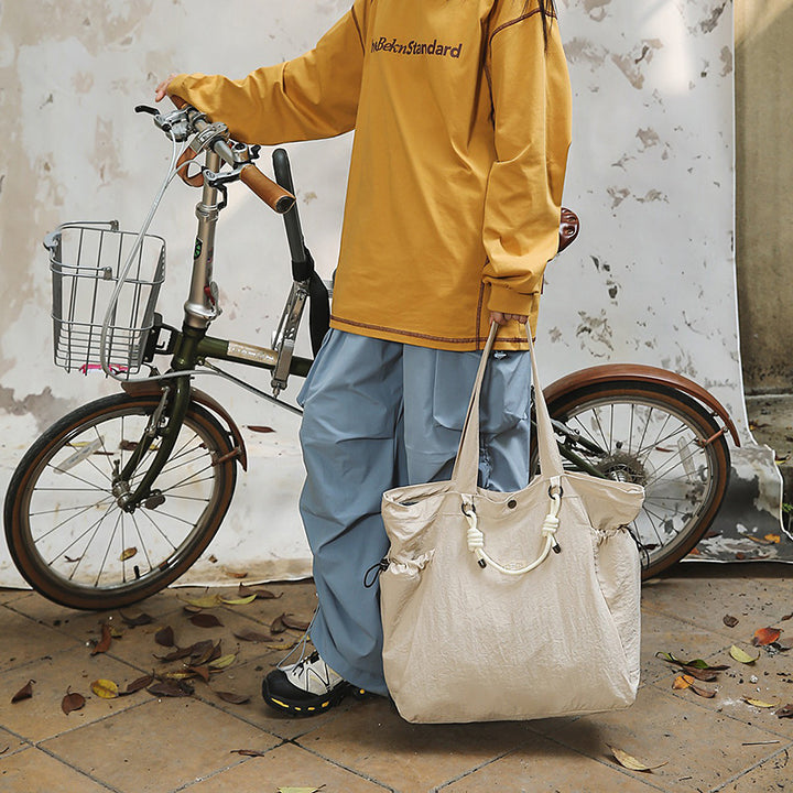 Practical leisure messenger bag with versatile storage options Stornfield