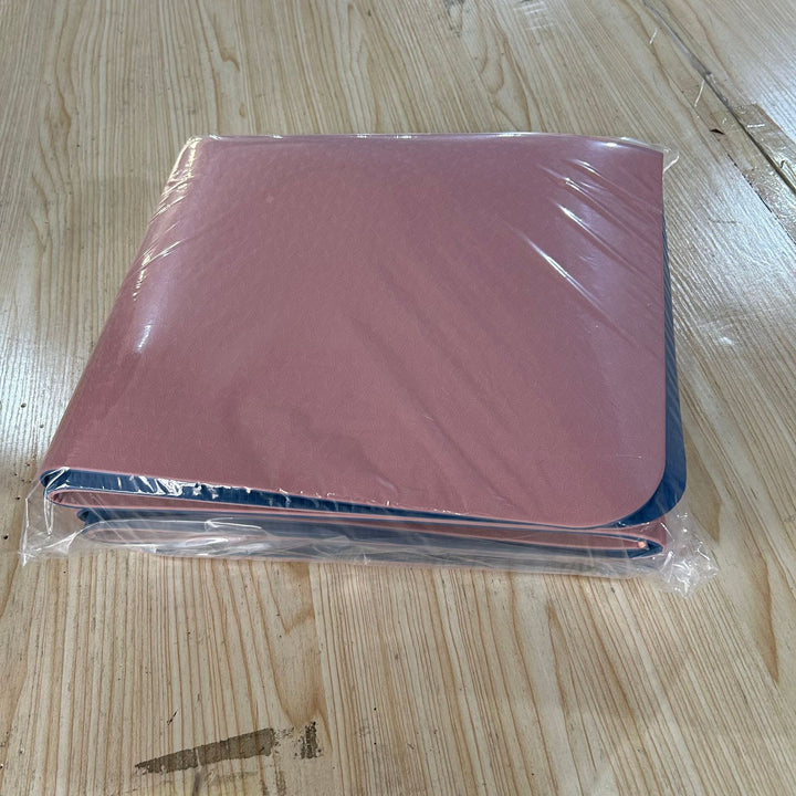 Non-slip training mat with structured design Stornfield