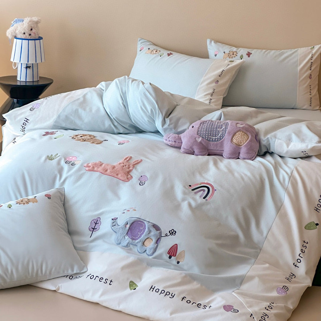 Children's Embroidered Animal Appliqué Duvet Cover Set with Plush Motif Pillow Shams