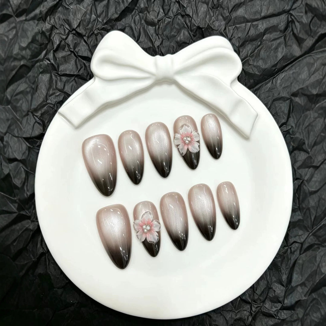 Press-On Nail Set with Floral and Ombre Design