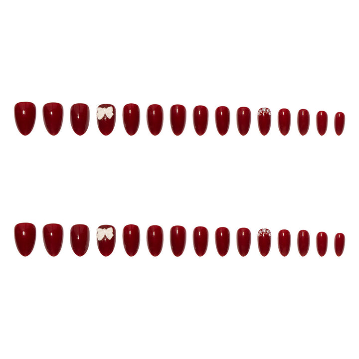 Elegant Artificial Nails Set with Decorative Accents Stornfield