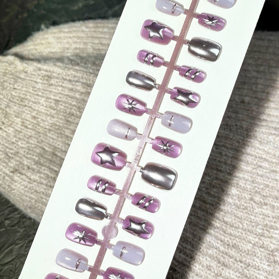 Press-On Nail Art