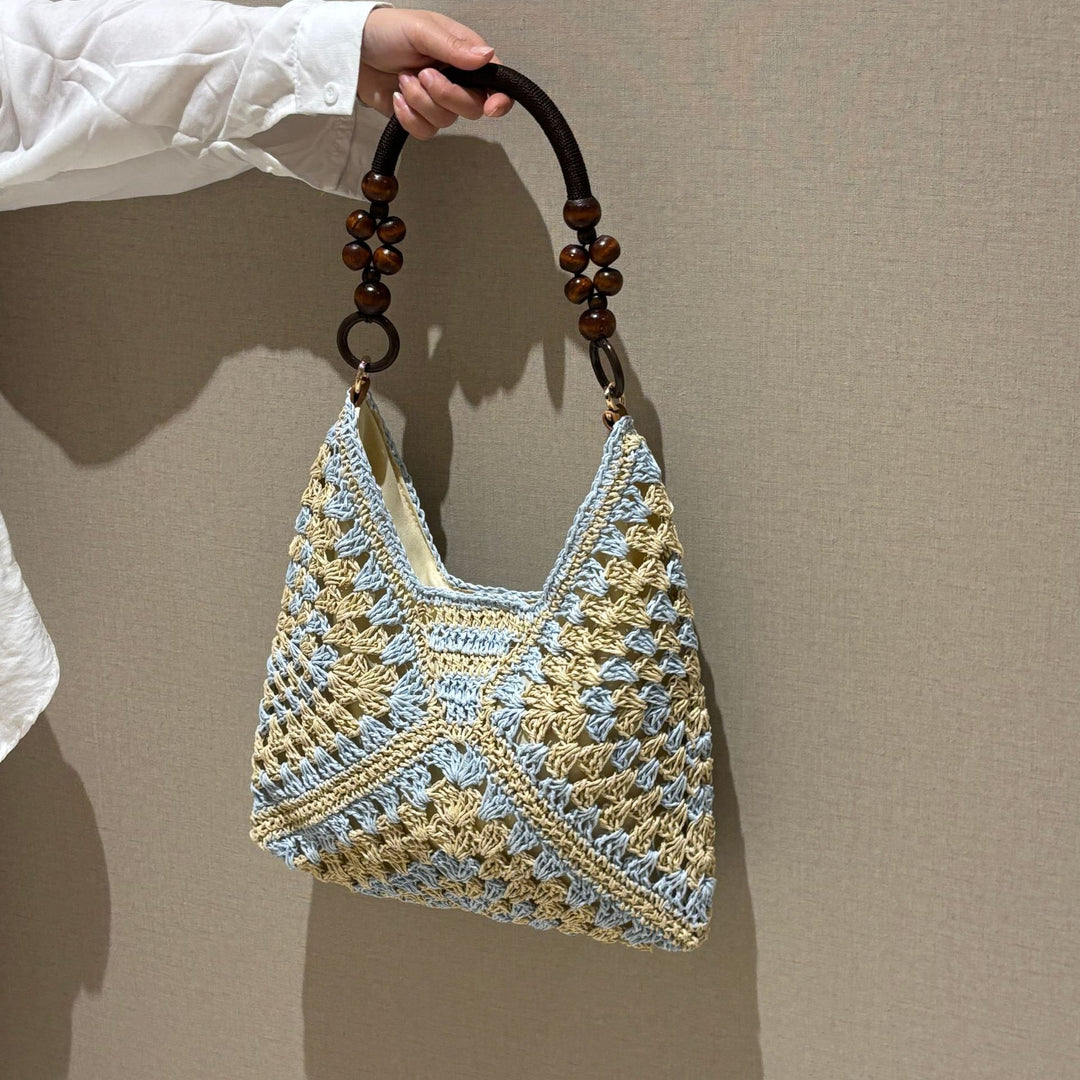Hand-knotted shoulder bag with wooden handles Stornfield