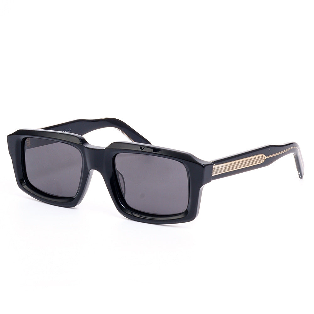 Women's sunglasses in a stylish and multifaceted design with a comfortable plastic frame Stornfield