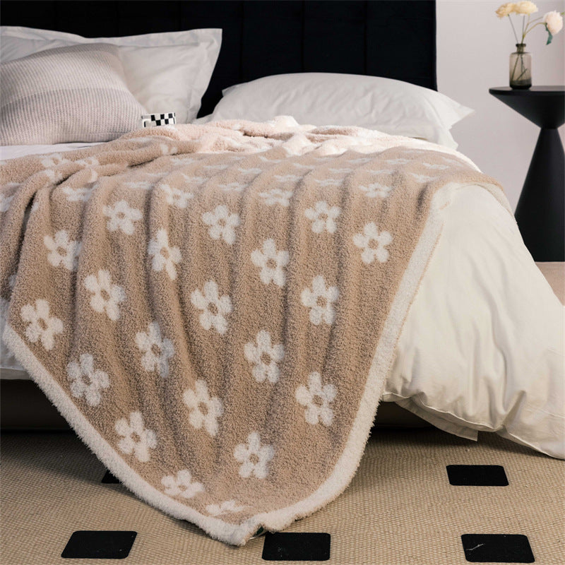 Extra soft fluffy blanket with teddy finish and floral relief