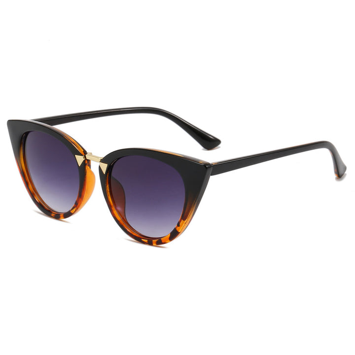 Ladies Cat-Eye Sunglasses with Elegant Golden Detail Stornfield