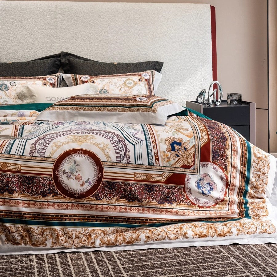 Luxury Baroque Satin-Feel Duvet Cover Set with Ornate Medallion Print
