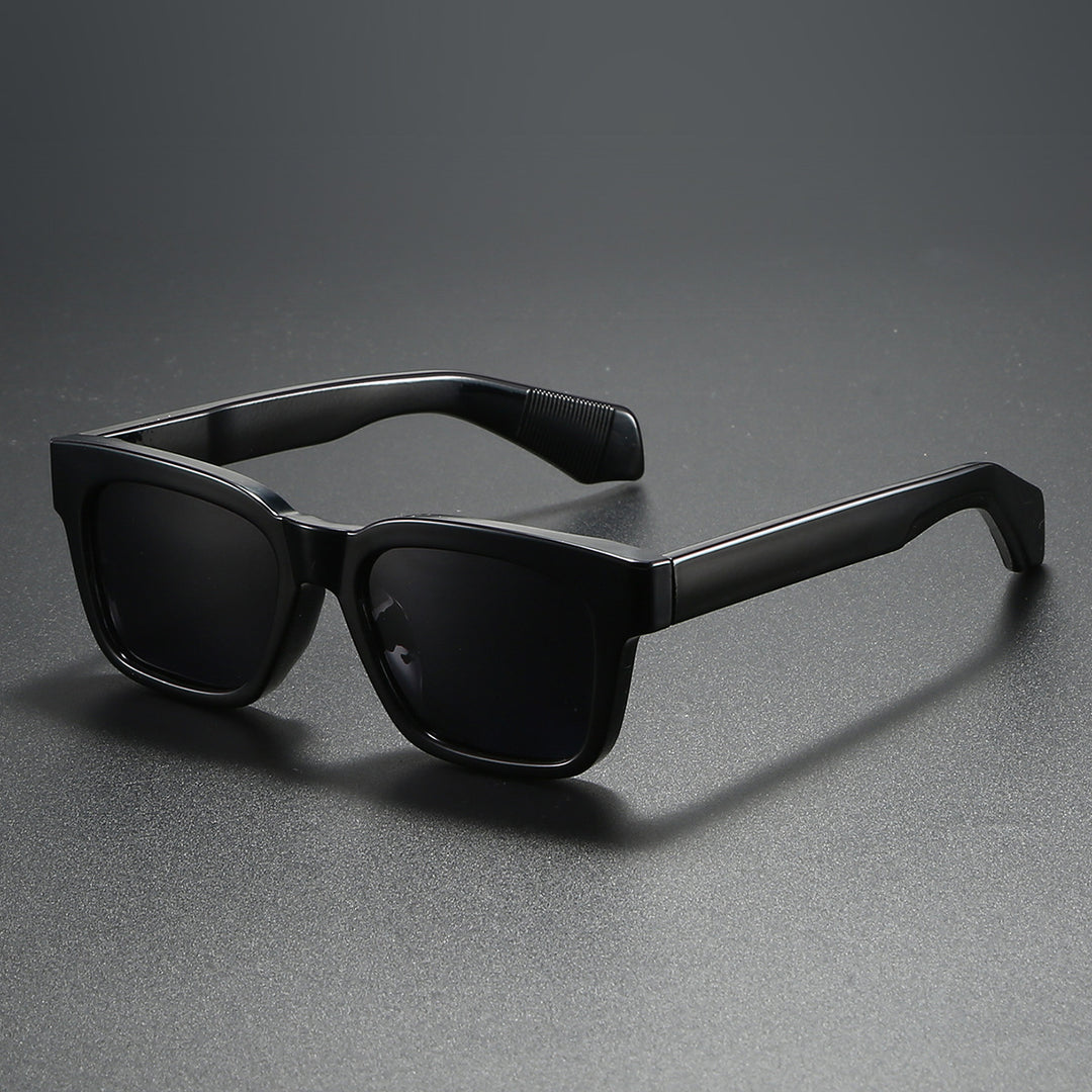 Women's square sunglasses with distinctive tortoiseshell pattern Stornfield