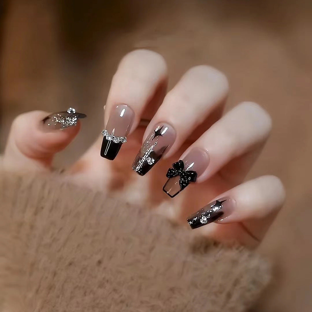 Stylish heart and ombre design artificial nails Stornfield