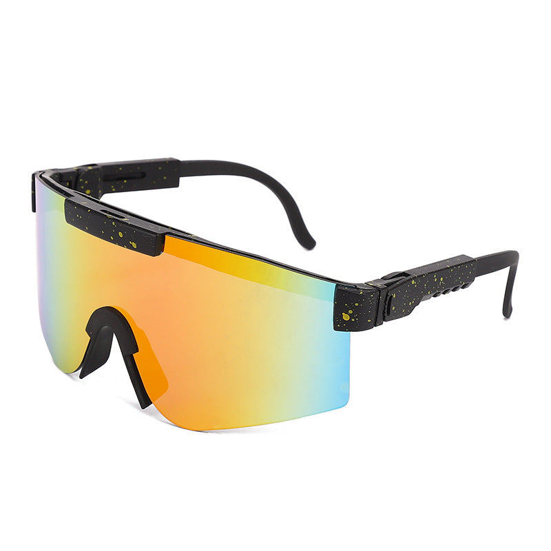 Women's Sporty Statement Sunglasses in Modern Design Stornfield