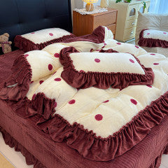 Luxurious Velvet Ruffled Bedding Set