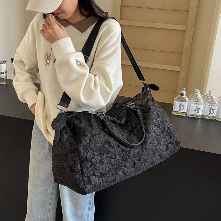 Stylish and Spacious Tote Bag Stornfield