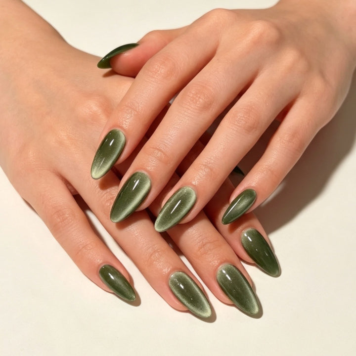 High-quality artificial nails with elegant gradient color Stornfield