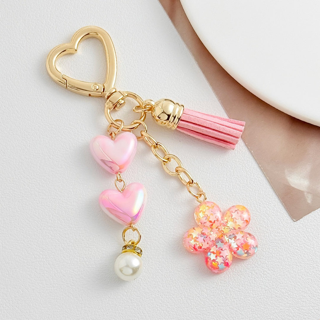 Playful keychain with hearts and flower motif Stornfield