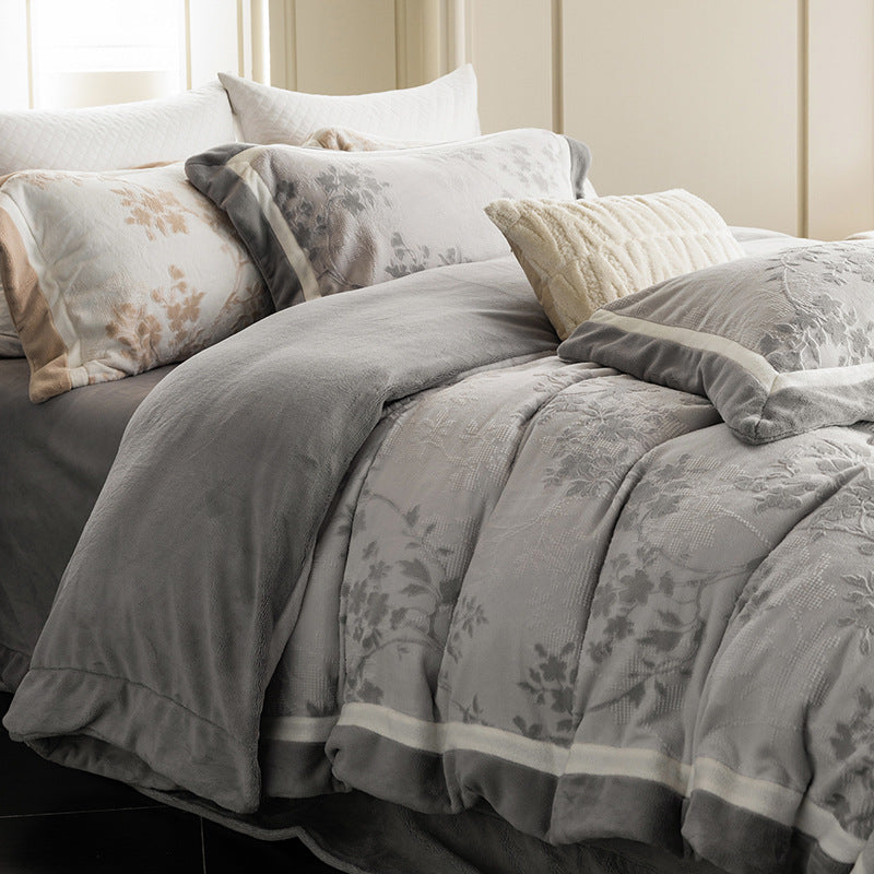 Luxurious Reversible Bedding Set with Quilted Plush Blanket and Jacquard Woven Floral Relief